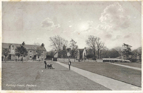 Old postcard of The Putting Green, Peebles in Scotland