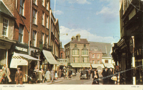 HIGH STREET, WISBECH - OLD CAMBRIDGESHIRE POSTCARD (ref 3881/D)