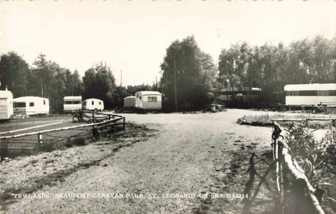 "YEWLANDS", BEAUPORT CARAVAN PARK, ST LEONARDS ON SEA OLD POSTCARD