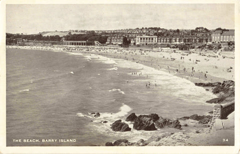 1950s postcard of The Beach, Barry Island, Glamorgan