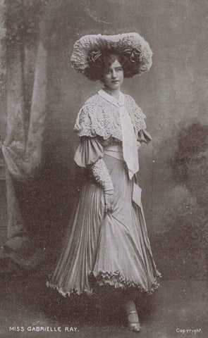 Old postcard of Miss Gabrielle Ray, Edwardian actress