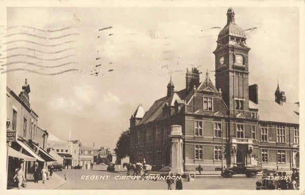 Old postcard of Regent Circus, Swindon in Wiltshire